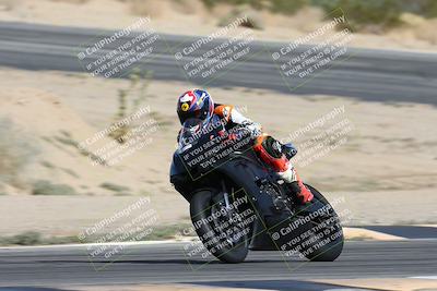 media/Nov-16-2025-Race Pace (Sun) [[8c5fa54630]]/Non Verified Riders (1st 20 Minutes)/2-Turn 10 (1010am)/